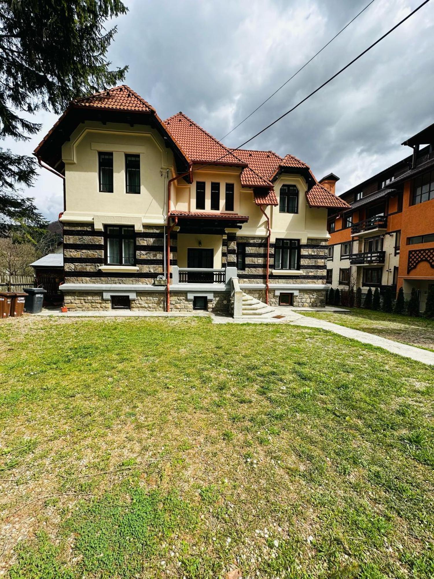 Rapsodia Sinaia Panzió Kültér fotó
